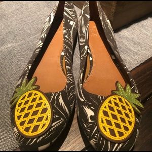 Tory Burch Pineapple Flats